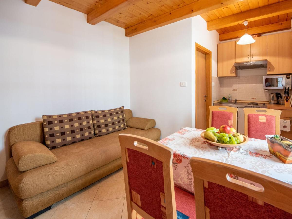 Apartment Kristijan By Interhome Brseč Zewnętrze zdjęcie